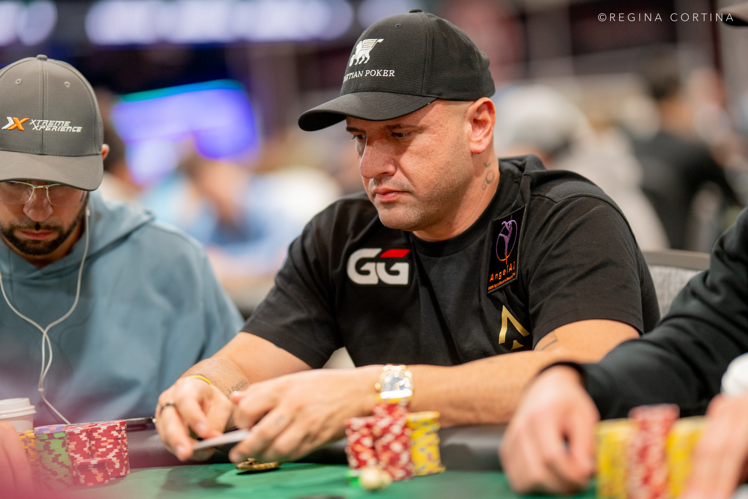 Mizrachi 的连冠梦想依旧在望：2026 WSOP 主赛事第4天的残酷洗牌 - 世博娱乐城