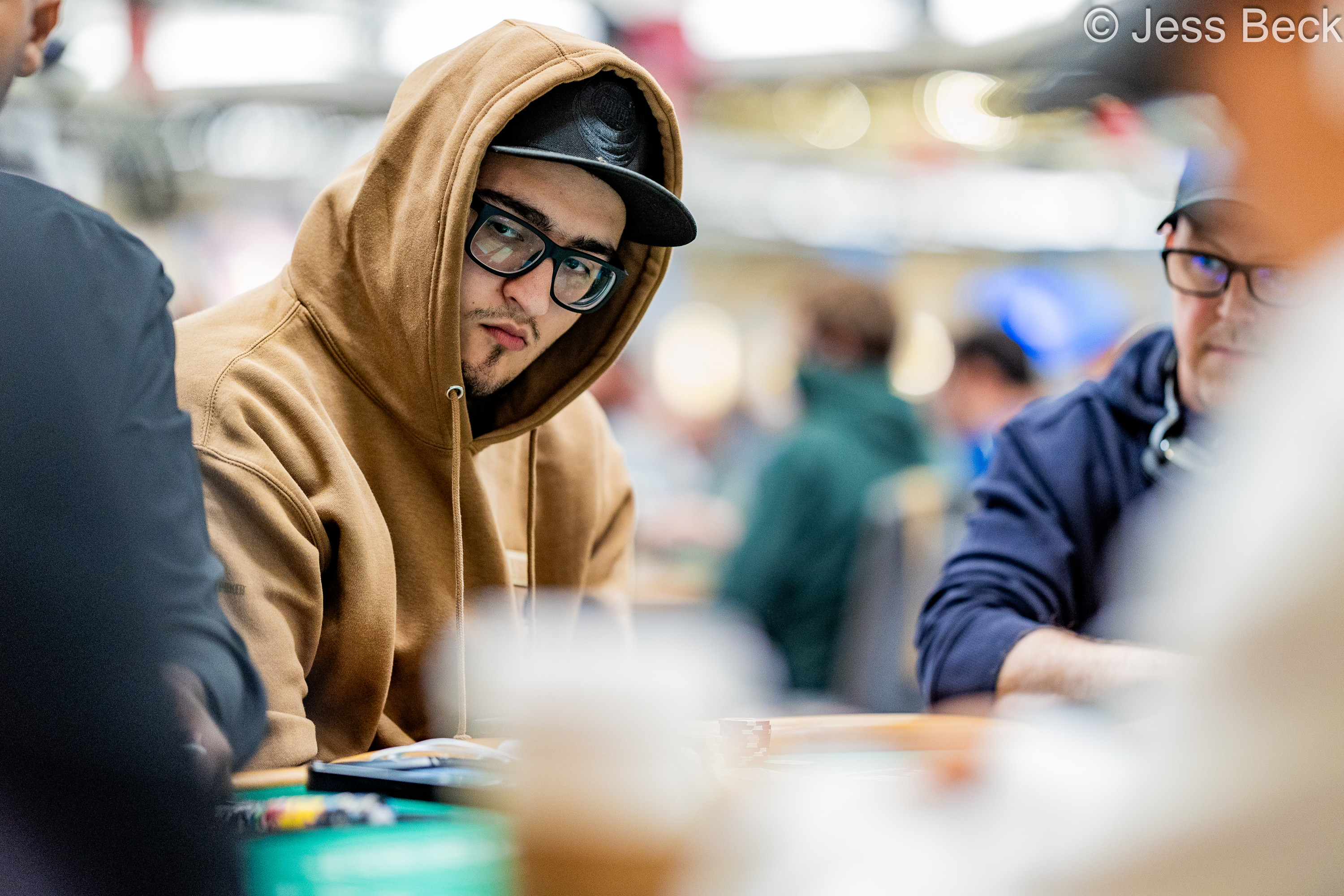 世锦赛新星闪耀！保罗·米兹拉奇在WSOP主赛事中斩获巨额筹码 - 世博娱乐城官网